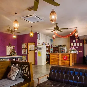 Guest house The Explorers And
